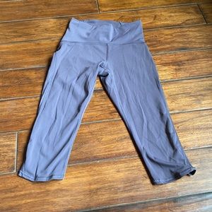 Lululemon purple size 4 high waisted capri purple